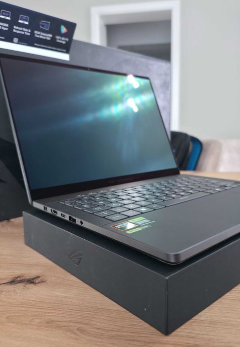 Asus Zephyrus G14 3K 120Hz OLED 32GB 1TB RTX 5070