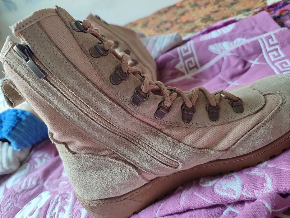 Продам берцы 42 размер