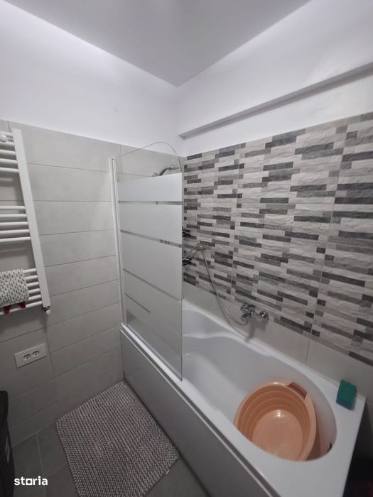 INCHIRIEZ Apartament 1 cameră, parcare,Valea Adâncă, zona Pepinierei