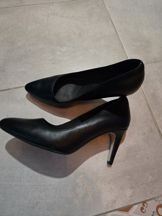 I Дамски обувки CLARKS