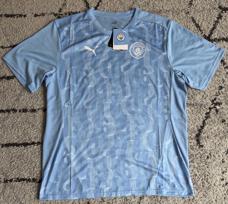 (26.12) Оригинални футболни горнища и тениски