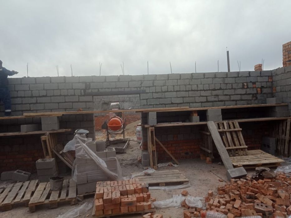 Каменщики, кладка