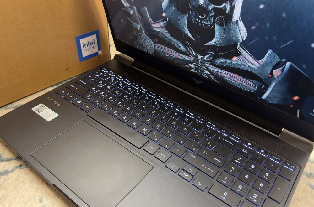 Игровой ноутбук HP VICTUS/i5-13500H/RTX3050 6гб/ОЗУ 16гб/SSD 512гб