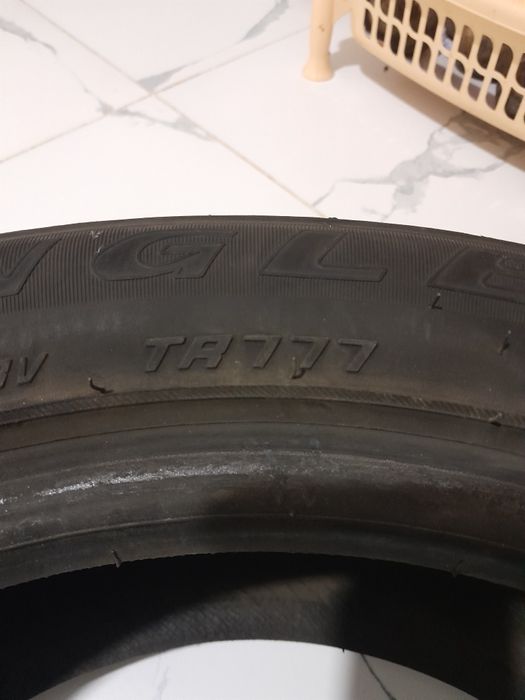 Зимний покрышка сатылады.