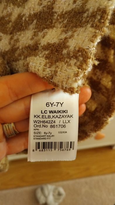 Sarafan fetita  Waikiki 6-7 ani ca nou