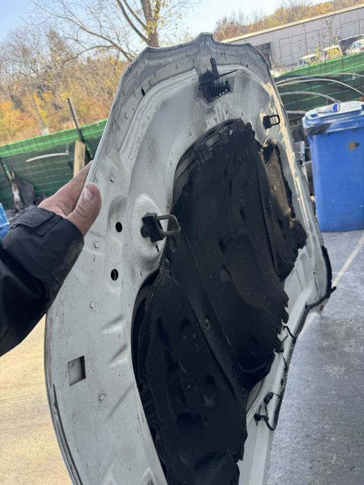 Преден капак бмв е60 е61 bmw e60 e61 preden kapak бял капак