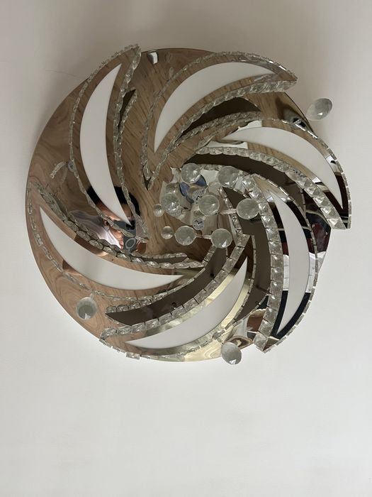 Продам люстра массивный