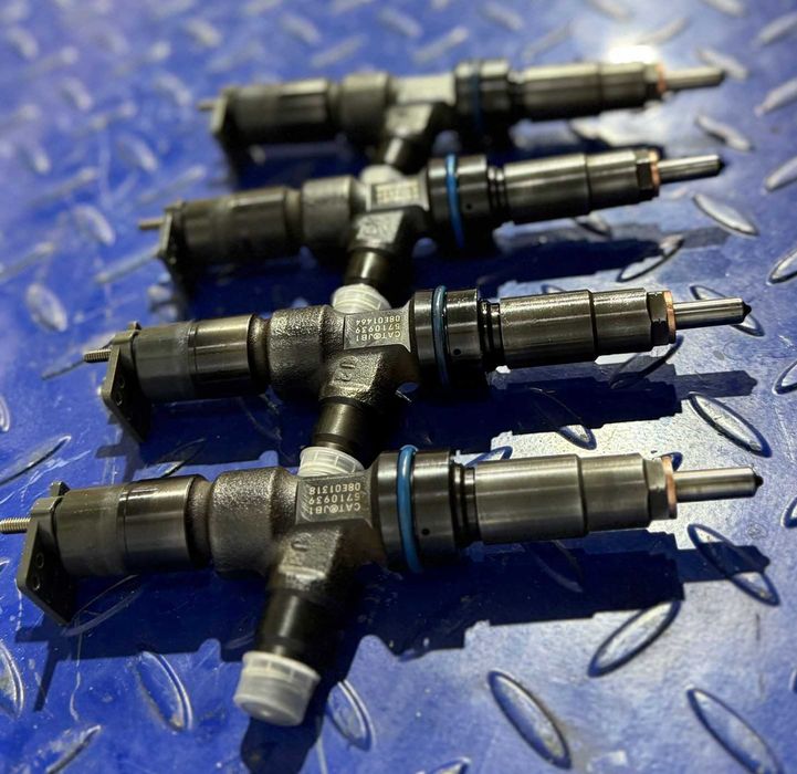 Injectoare Caterpillar Originale C4.4, 5710939 SET