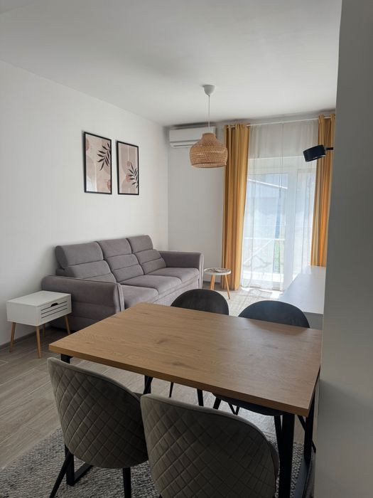Inchiriez apartament in Dumbravita