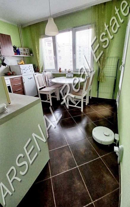 Едностаен апартамент под наем, Надежда 1