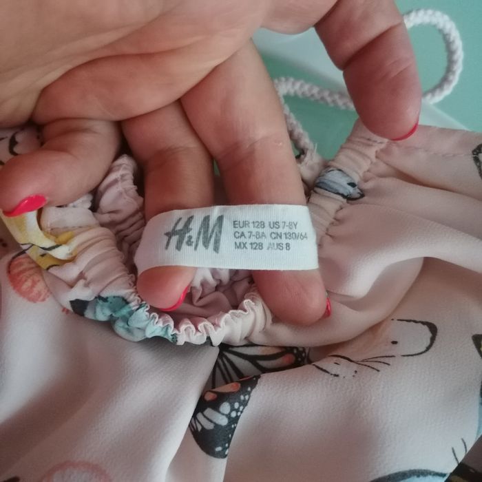 7-8 г рокля H&M уникална