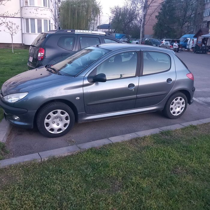 Vând  Auto Peugeot 206