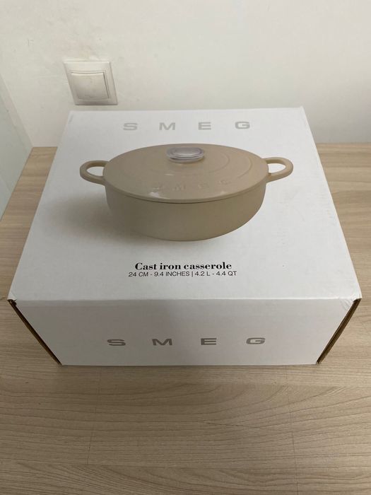 Smeg бежевый чугун казан