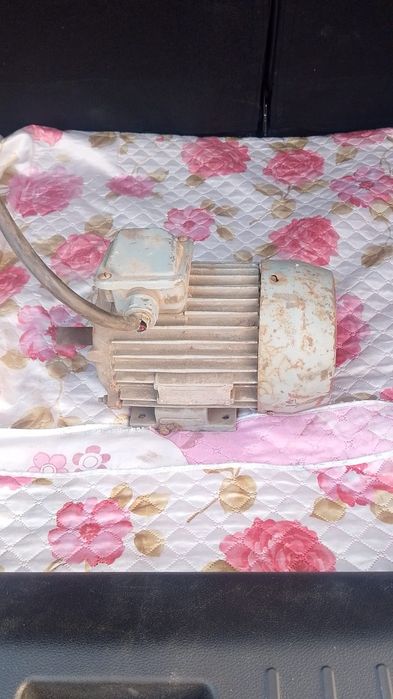 Продам электродвигатель 380 В