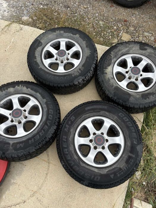 Продавам Джанти с гуми 265/75 R16