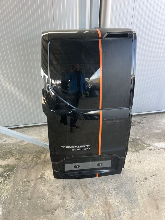 Багажна врата Ford Transit Custom лява