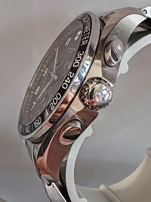 Victorinox Swiss Army Chronograph Quartz 42 mm