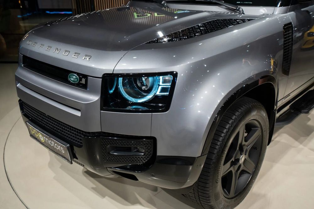 Land Rover Defender 2021 benzină, 45.500 € — imagine 4