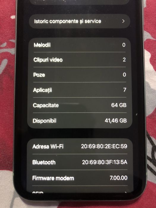 Vand/schimb iphon 11 64gb 70% sanatate telefonul este intro stare husa