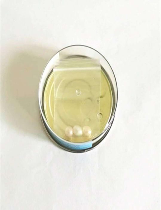 Мидичка с перла за колие