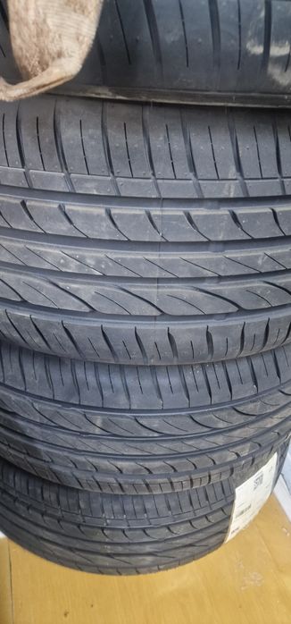 Продам летнию резину 235/45R18
