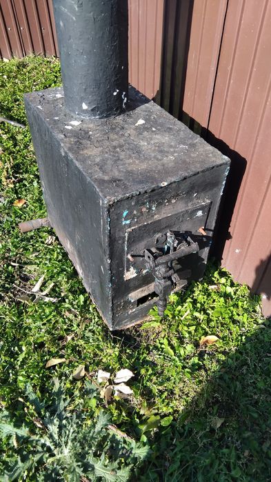 Продам котёл , срочно.