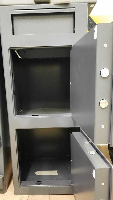 Метална Каса / Сейф