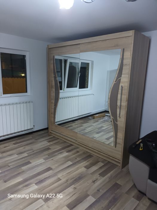 Montez mobila,la preturi decente rog seriozitate .