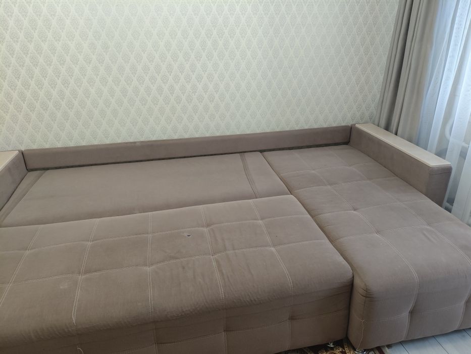 Продам диван за 100 000 тг