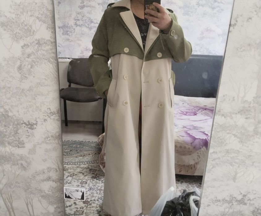 Пальто осеннее, женское.