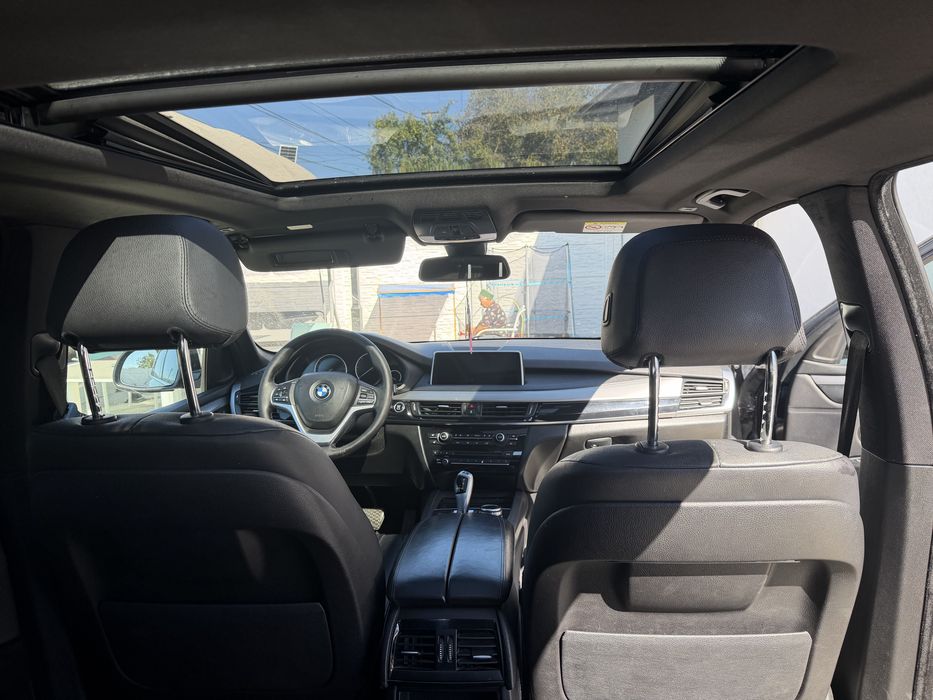 Bmw X5 F15 3.0 258 CP , Panoramic , faruri Led