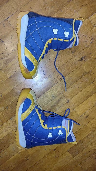 Buti Boots snowboard Salomon 37