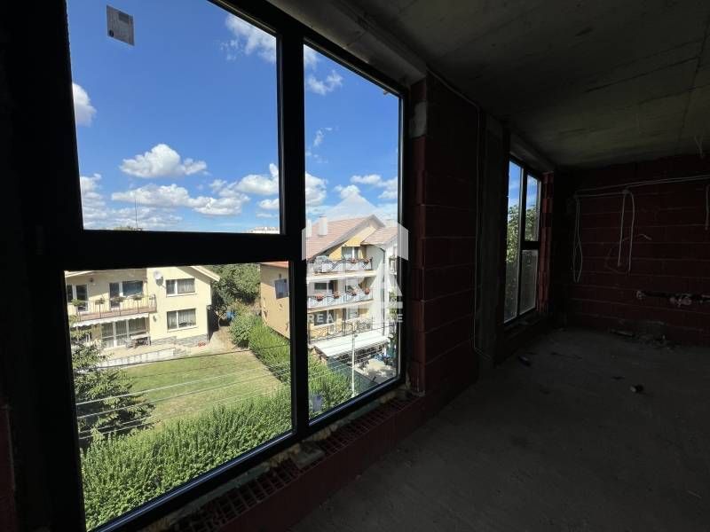 Продава се Тристаен апартамент в София, Горна баня - 103 кв.м за 1222 €/кв.м - Снимка #1