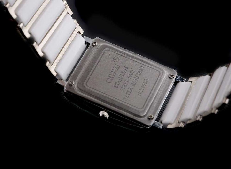 Елегантни нови дамски часовници