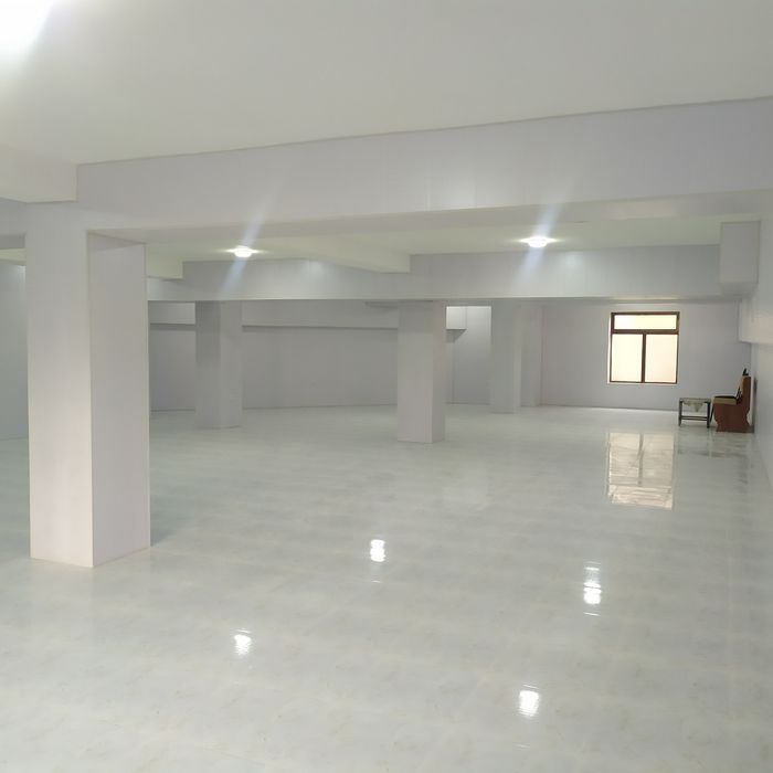 Насия ва Нахт пулга Нотурар ертула объекти сотилади.