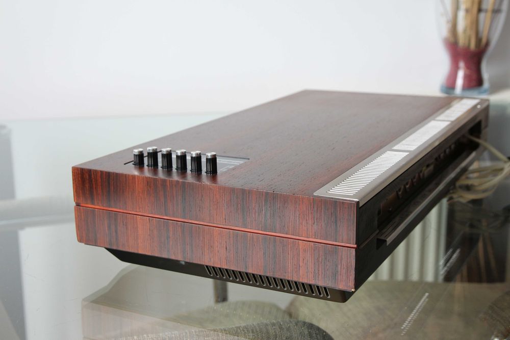 Amplificator Rank Arena T 2700 cu radio FM complet revizuit.