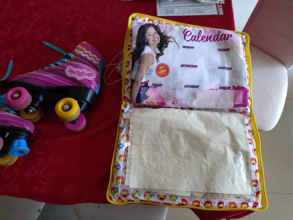 Комплект Soy Luna летни  кънки, аудио слушалки, и възглавница-дневник