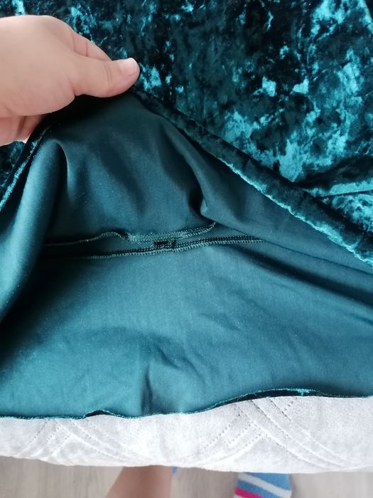 Rochie catifea scurta mărimea 36