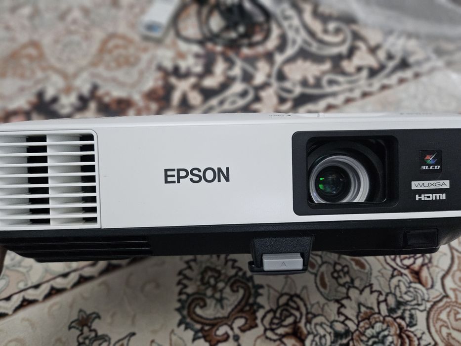 Эпсон прожектор проэктор