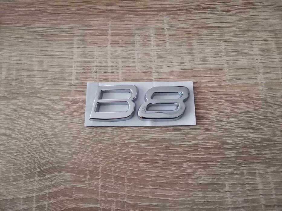 сребристи емблеми Волво Volvo B8