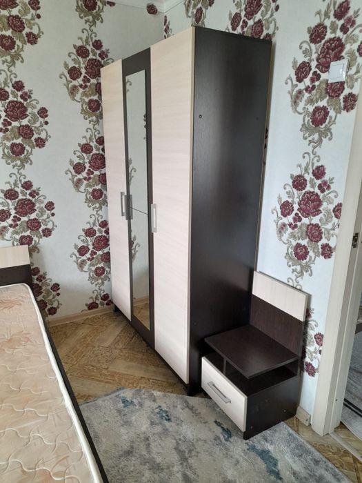 Продам спальный гарнитур