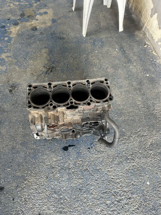 Bloc motor gol 2.0tdi cba cbb cega passat b6 cc tiguan golf 6 skoda a3