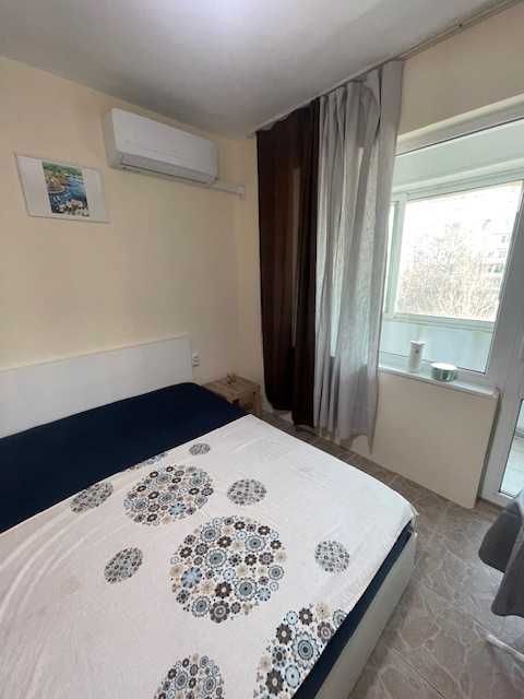 Eдностаен апартамент (студио) под наем.