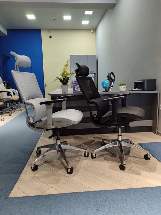 Raxbarlar uchun kreslo madel Peno. Kreslo sotiladi