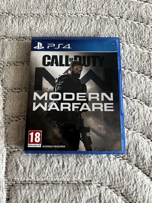 Call of Duty - MW -- PS4