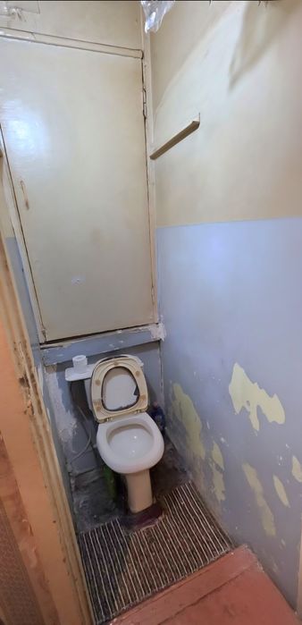 Феруза продаётся квартира 2/2/4 Мирзо Улугбекский район