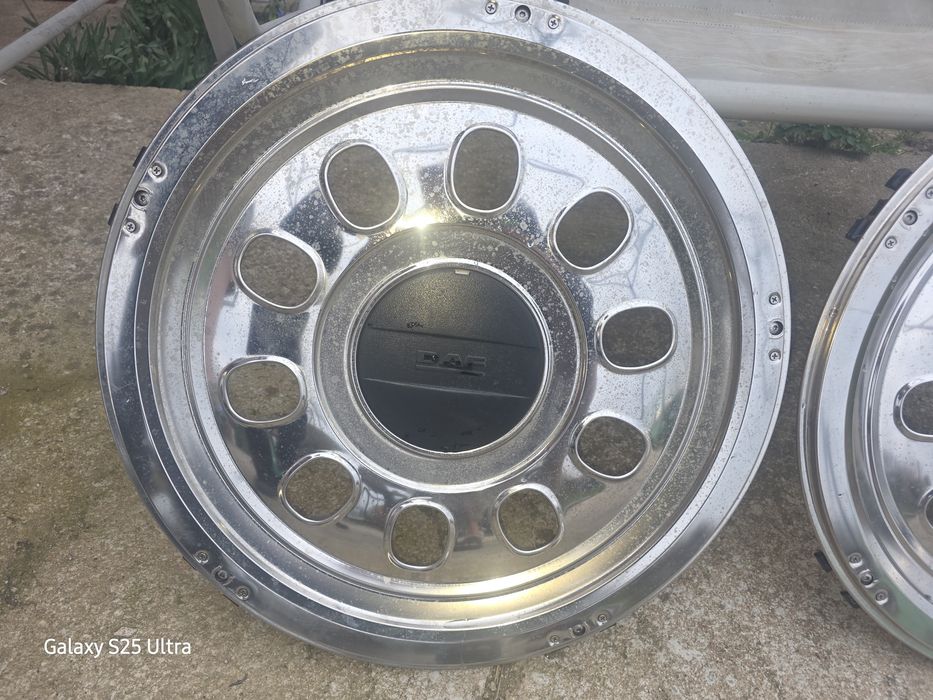 Продават се тазове