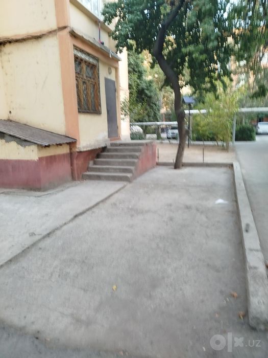 Срочно Продам свою Сергели-4 1/1/5 Балкон 2x3, Подвал, Парковка ест.