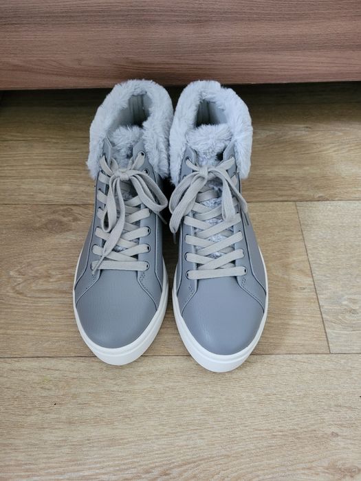 Женские ботинки осенние