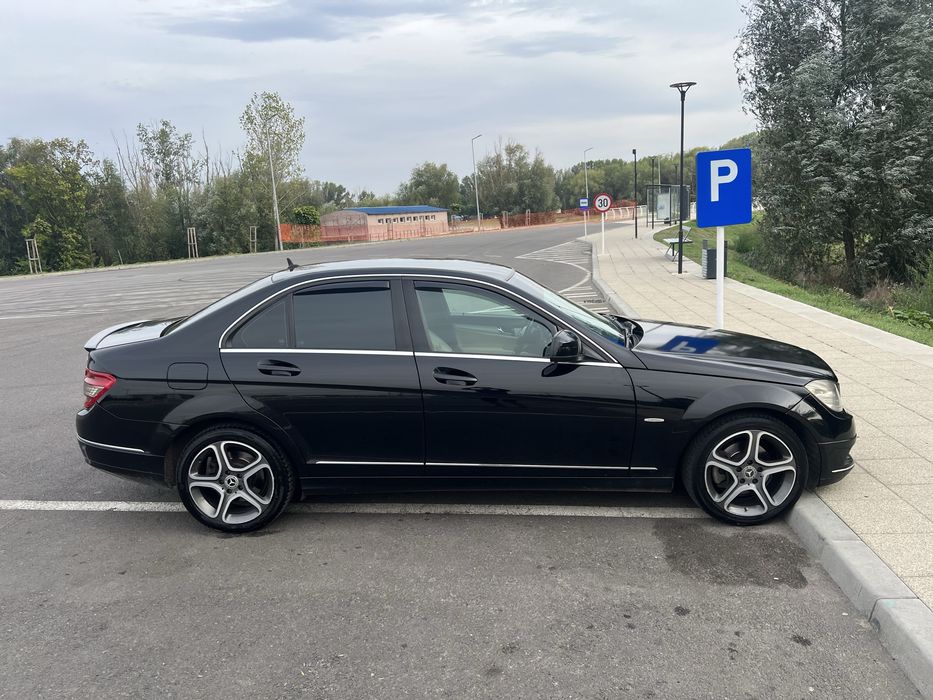 MERCEDES-BENZ C-Class 0 — imagine 2